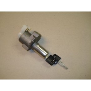 Honda CB tndingsls med ngler.