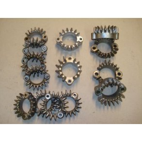 Honda diverse udstdningsflanger .stk.