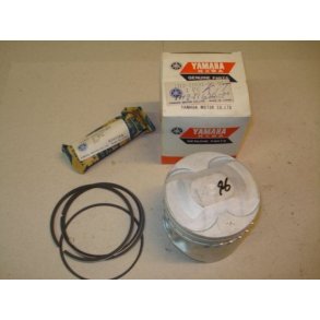 Yamaha stempelkit 1H2-11631-00-96, 72 mm med ringe og pind.