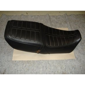 Suzuki GSX250/400 twinsadel. model ?.