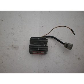 Kawasaki Z650 Ensretter/regulator. brugt. SH221-12.