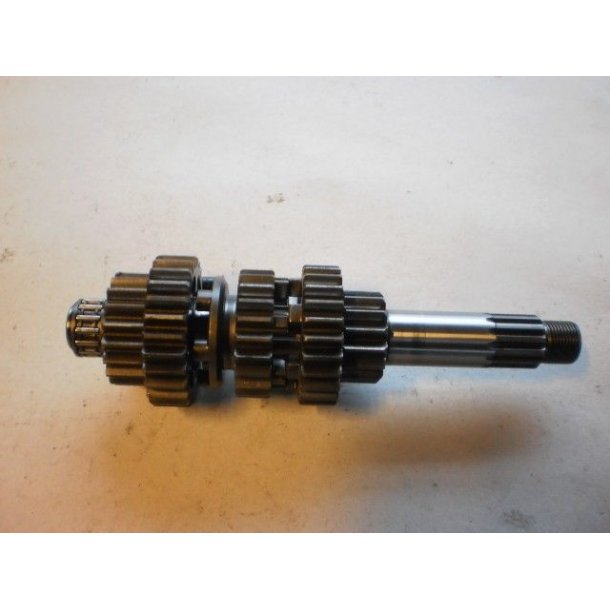 Kawasaki gearaksel med 5 gearhjul ,aksel 13128-044.