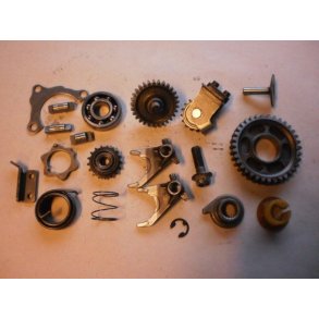 Kawasaki Z650-Z1000 diverse dele.