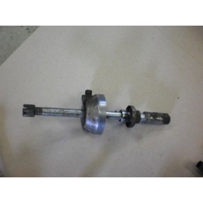 Kawasaki KH125 speedometersnekke og foraksel,brugt.