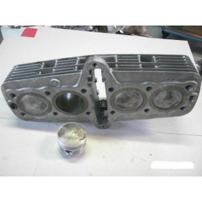 Kawasaki Cylinder 4 cyl. m. stempler u.ring