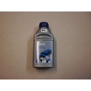 Bremsevske 1/2 liter Pagid Dot4.
