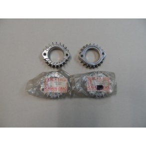 Kawasaki k�leflanger alu. 18069-061. Z650 m.fl. stk.