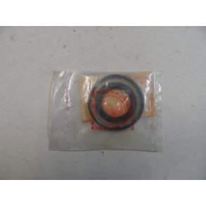 Honda CB1100 pakdse. m.fl. 90753-MG5-670. 34x62x7