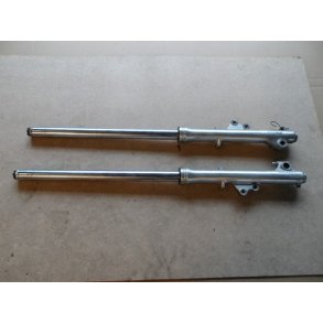 Yamaha XV920 nederste forgaffelben.brugt.p�ne.stk.