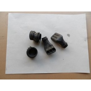 Suzuki GSX400EX  Indsugningsgummi bag.