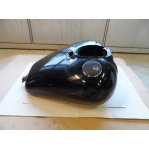 Kawasaki VN800 Benzintank m.2 buler.