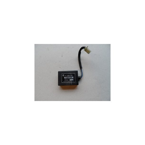 Honda VF750 IC IGNITER.Hitachi CDI.