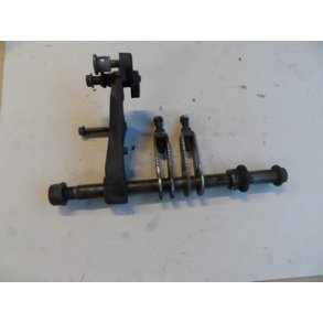 Honda VF1000F,baghjulsaksel,k�destrammere mm.