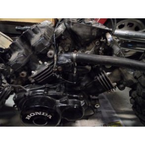 Honda VF1000F komplet karburators�t.