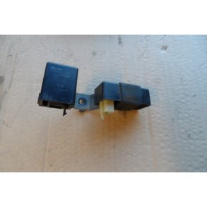 Honda GL1200 Gold Wing .sm� rel�er.