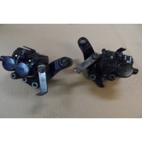 Honda GL1200 Gold Wing . Forbremsecalipers�t m.klodser.