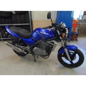 Kawasaki ER-5 , 2003. slgesi enkeltdele.