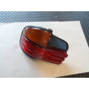 Mitsubishi  Galant E30 venstre baglygte
