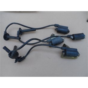 Honda VFR750F, 4 t�ndspoler med kabler og h�tter. (s�t)