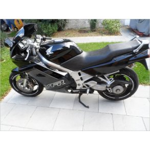 Honda VFR750F. MC til ophug (se alle l�sdele )