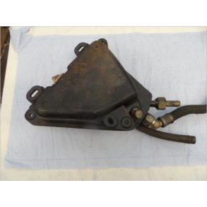 Honda CB750F brugt olietank uden slange.