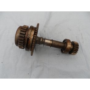 Honda aksel med starterdrev mm.