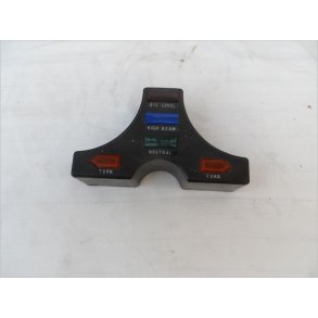 Yamaha kontrollampeboks, H.beslag til skrue mangler.