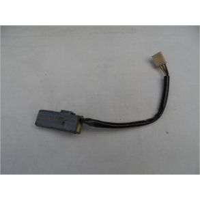 Yamaha lys rel�. 352-71713. 3 ledninger i stik.