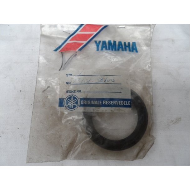 Yamaha pakdse 93101-38100. 40x52x8