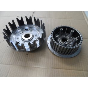 Kawasaki Z650B ,brugt koblingsnav  udvendig del.