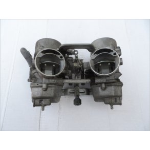 Honda GL650 Silver Wing . Karburators�t.