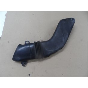 BMW K75C.  Plast luft slange h.side
