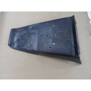 BMW K75C. Bagskrm plast bageste del.