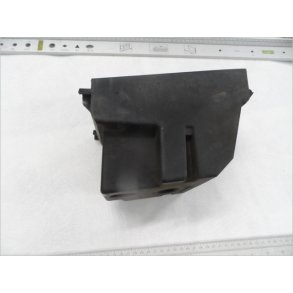 BMW K75C. plastboks til reler og el.montering under sadel.