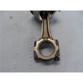 Suzuki GS450 , 1 plejlstang .