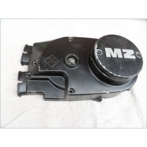 MZ ETZ150  H�jre motord�ksel.31-41-035. med skade.