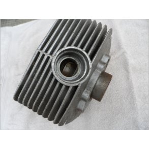 MZ ETZ150  Cylinder.31-42-020 u.stempel.