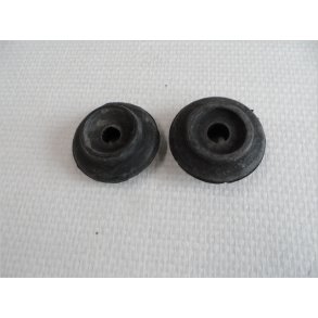 MZ ETZ gummi til �verste motoroph�ng.stk.