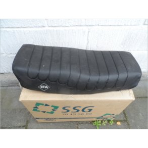 MZ ETZ 150 twinsadel. n�sten som ny. 32-31.016