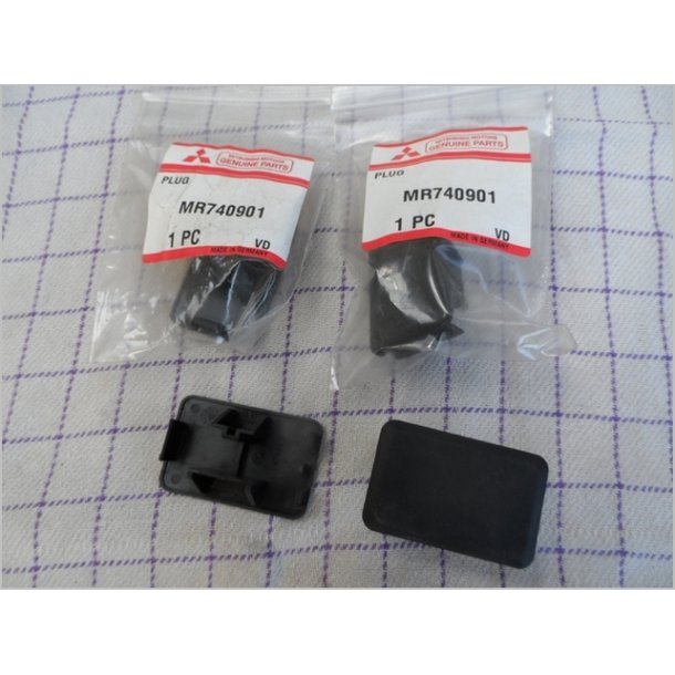 Mitsubishi Plug, plast dksel. MR740901