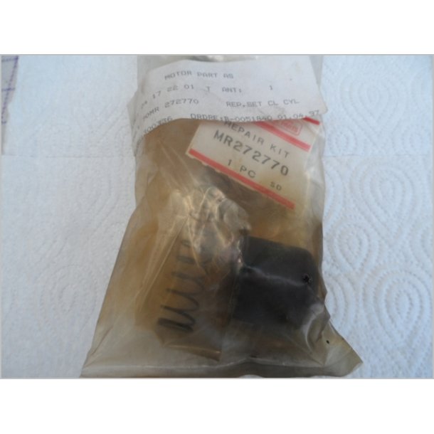 Mitsubishi Repair Kit.CL.Cyl. MR272770.