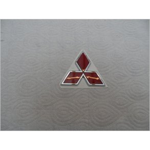 Mitsubishi emblem 3-diamanter H=55 B=65 mm. MR361183