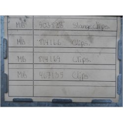 Mitsubishi mange forskellige clips. stk.  se billeder under med div.varenumre.