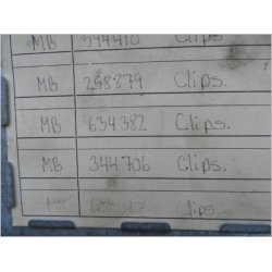 Mitsubishi mange forskellige clips. stk.  se billeder under med div.varenumre.