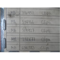 Mitsubishi mange forskellige clips. stk.  se billeder under med div.varenumre.