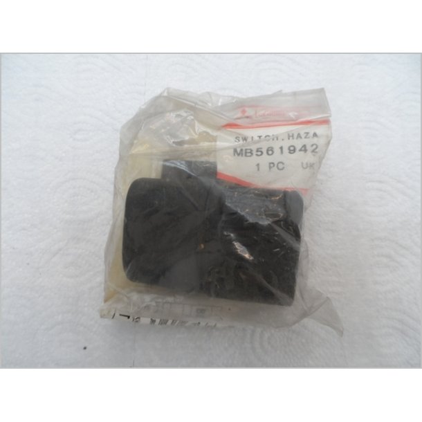 Mitsubishi kontakt Hazard switch. MB561942.