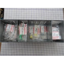 Mitsubishi clips diverse, se varenumre p de sm billeder. stk.