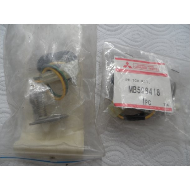 Mitsubishi kontakt dr, switch door, MB598418. stk.