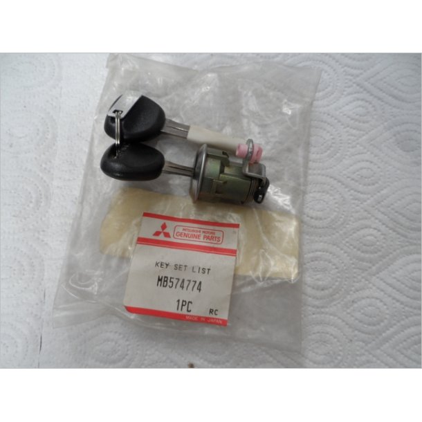 Mitsubishi drls med2 ngler. MB574774. colt/lancer.