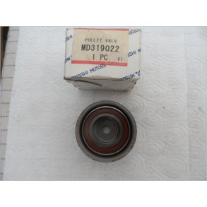 Mitsubishi mellem strammerulle tandrem. MD319022.